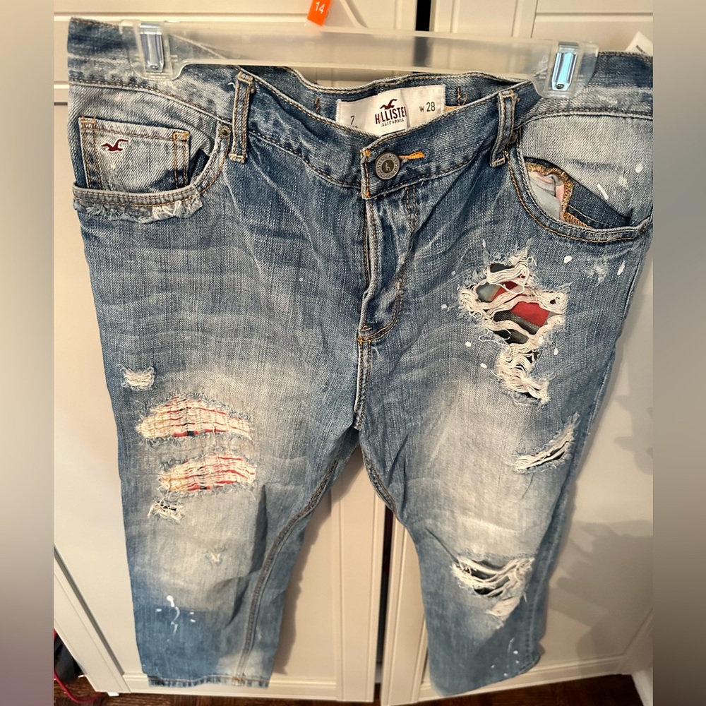 Holister distressed boyfriend jeans